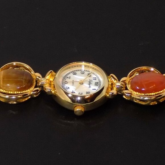 Vintage Ladies Lafayette Carved Semi-Precious Stone Scarab Mother-of-Pearl Watch - Picture 4 of 14